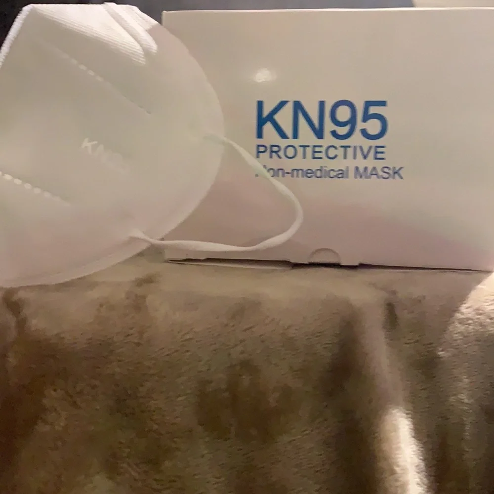 KN95 adult protective face mask 50 count. New